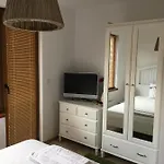 Willy Villy's Home- Appartement Tsjepelare