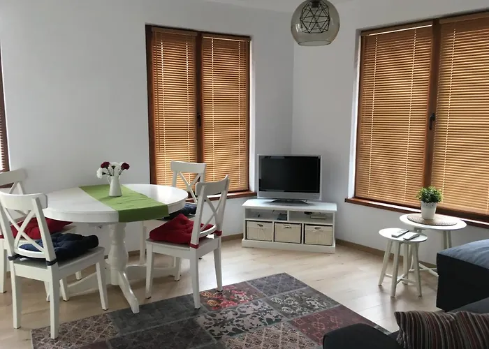 Willy Villy's Home- *